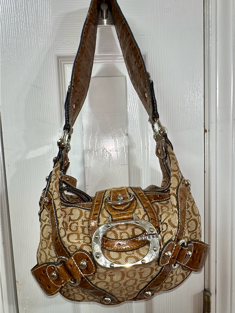 Vintage Guess Bag Purse.
Brown Monogram Y2K 2000s (bags25)